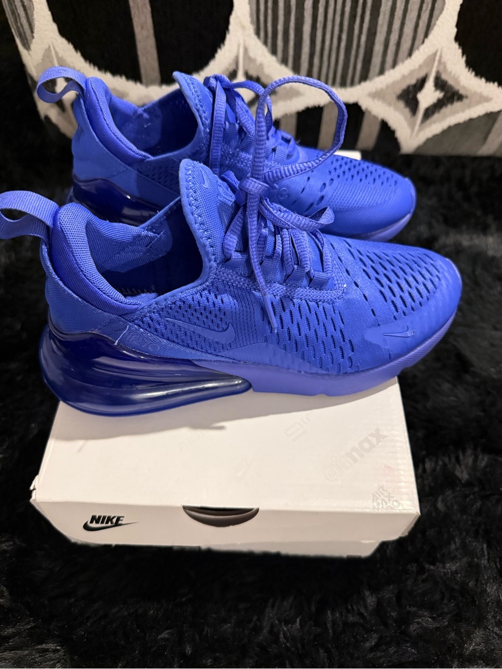 Nike Royal Blue Women's 270 Sneakers